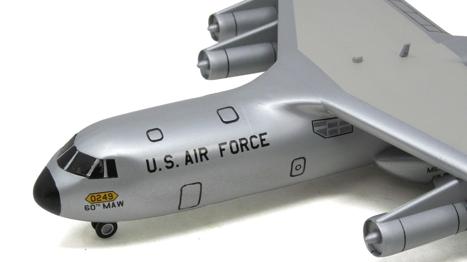 Amazon.com: Atlantis Models C-141 A Starlifter Plastic Model kit
